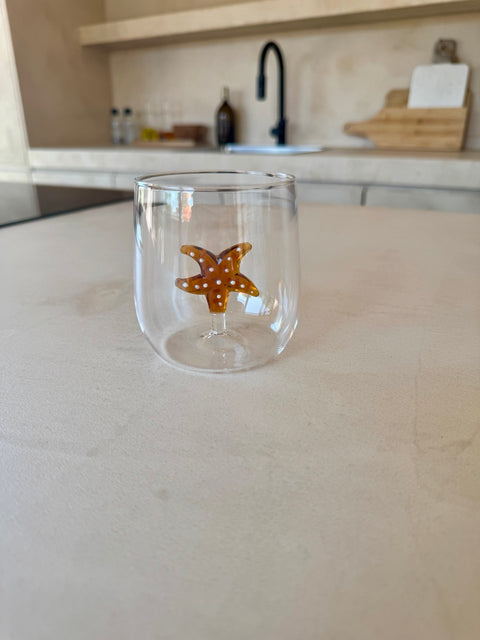 Zomers glas met zeester ontwerp – perfect voor een beachy tafeldekking