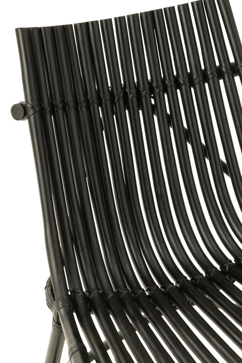Detail van de rugleuning van de J-Line stoel Rattan in zwart rotan.