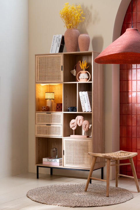 Boho interieur met J-Line hanglamp Seagrass in warme terracotta tint