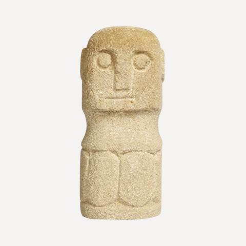 Sumba Stone Man (Bazar Bizar) handgemaakt van zandsteen.