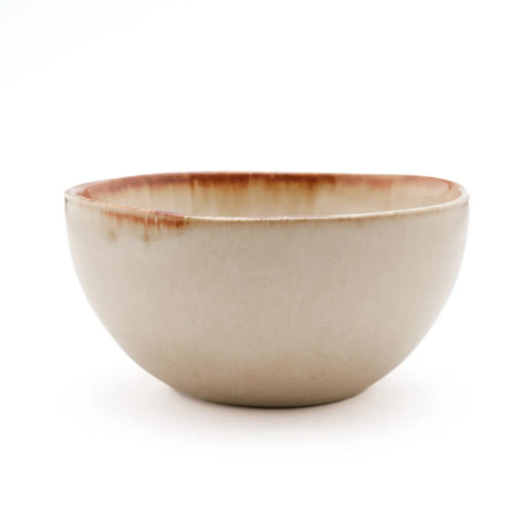 Zijaanzicht van handgemaakte Cascais Cereal Bowls, perfect voor ontbijt en soep