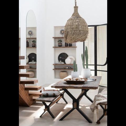 J-Line Vintage Wood Brown houten bank aan bijpassende houten eettafel