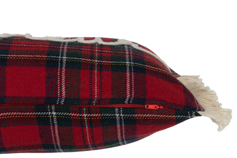 Zijkant van het J-Line kussen Bonheur met fijne beige franjes.