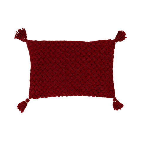 Gehaakt rood J-Line kussen met kwastjes in de hoeken.