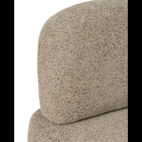Detail van de rugleuning en zachte bekleding van de J-Line Olivia zetel in bruin en ecru.