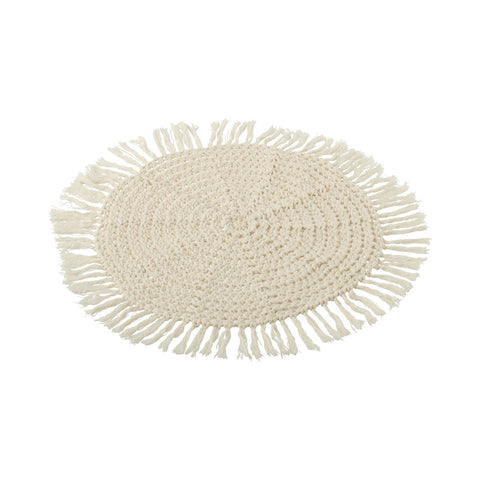 J-Line Placemat 'Fringes Beige' close-up van zachte beige franjes en natuurlijke textuur
