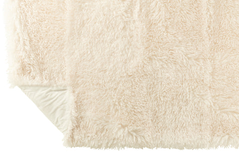 Opengeplooid wit J-Line plaid met één omgeslagen hoek.