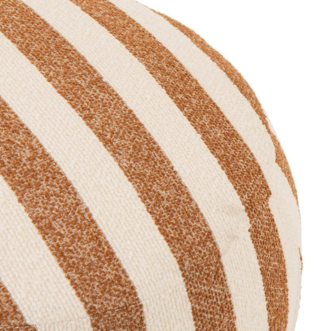Detail van de textuur en het streeppatroon van de J-Line Striped poef