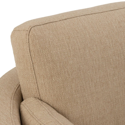 Detail van de zachte rugleuning van de J-Line Swivel loungestoel in beige