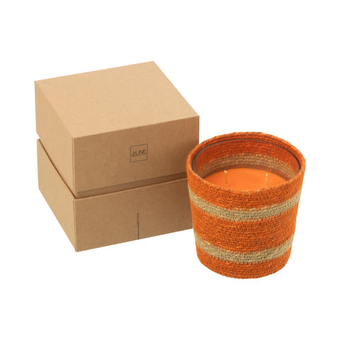 Geurkaars ‘Rotan Orange’ (small) van J-Line met kartonnen verpakking in beeld