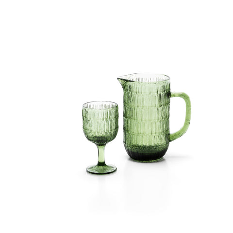 Groen Moss Ripple wijnglas van Bazar Bizar gecombineerd met glazen karaf