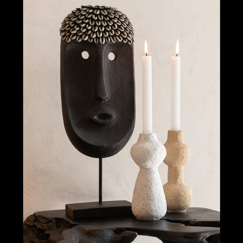 Zwart stenen ornament Ethnic in combinatie met kaarsen