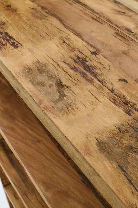 Detail van het mangohout van rek Hugo