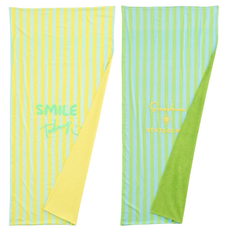 J-Line set van 2 gestreepte strandlakens met Smile Today en Sunshine On My Mind opschrift