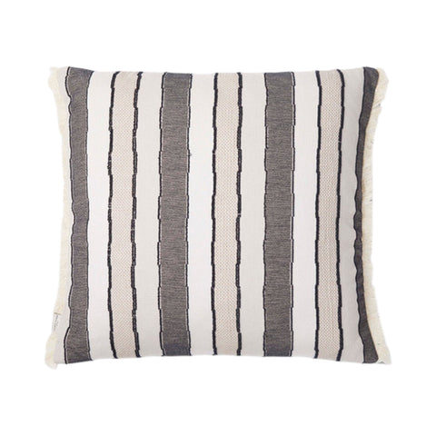 Jacquard gestreept kussen in naturel, zwart en off-white – Studio Femme